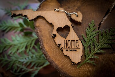 All US State Ornaments. Heart and Home. Show love for the place that stole your heart with these Ornaments, Keychains, and tokens of love - image6